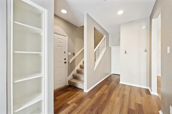 $179,000 | 2023 Gentryside Drive, Unit 304, Houston, TX 77077