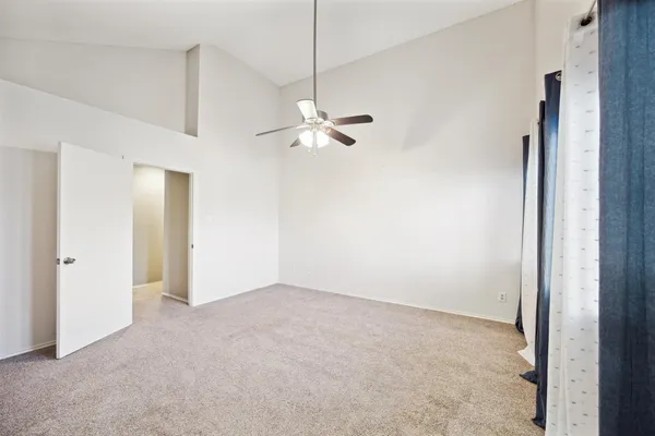 $179,000 | 2023 Gentryside Drive, Unit 304, Houston, TX 77077