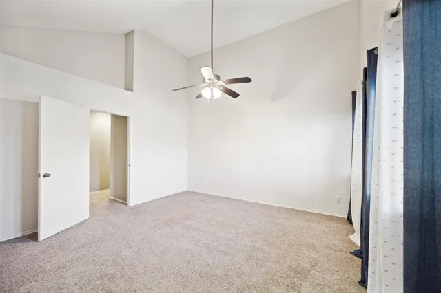 $179,000 | 2023 Gentryside Drive, Unit 304, Houston, TX 77077