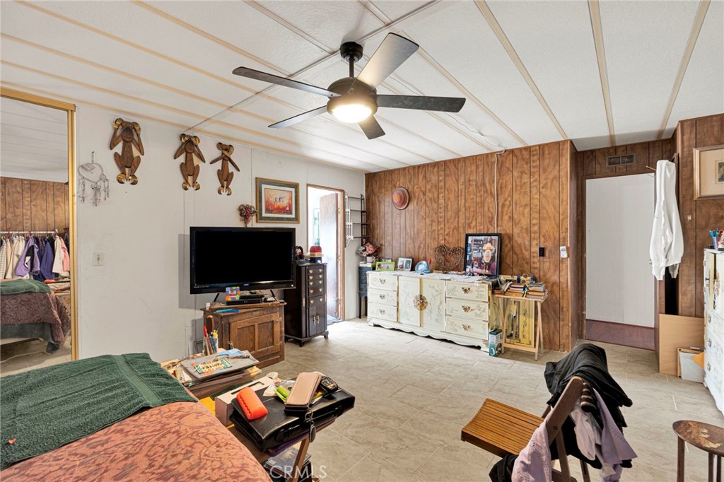 14030 Rapture Road Phelan, CA 92371 - Photo 8 of 58