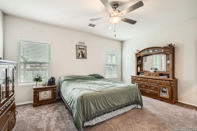 $285,000 | 13039 Heathers Sun Street, St. Hedwig, TX 78152