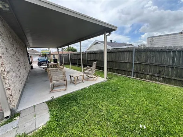 $2,400 | 2708 Volpe Drive, Chalmette, LA 70043