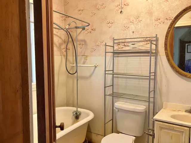 $165,000 | 77 Buffalo Street, Hardwick, VT 05843