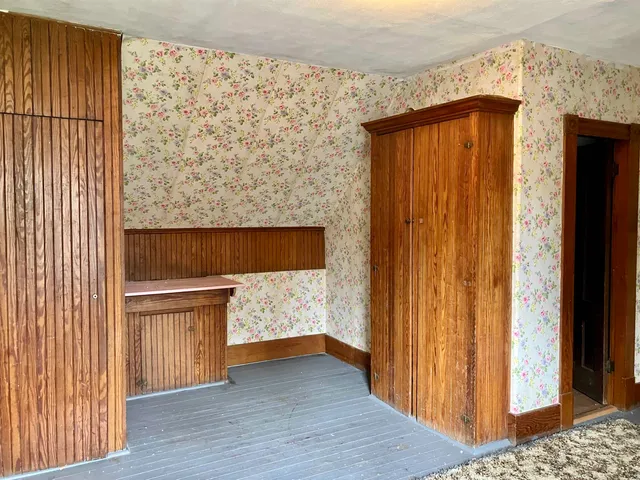 $165,000 | 77 Buffalo Street, Hardwick, VT 05843