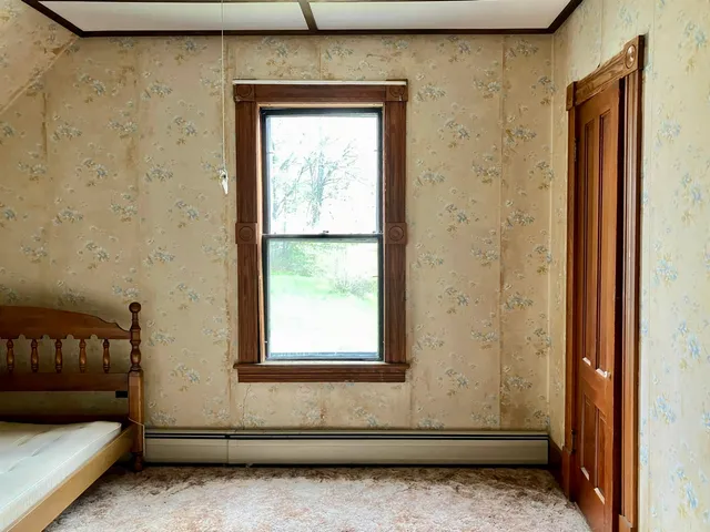 $165,000 | 77 Buffalo Street, Hardwick, VT 05843