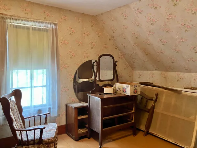 $165,000 | 77 Buffalo Street, Hardwick, VT 05843