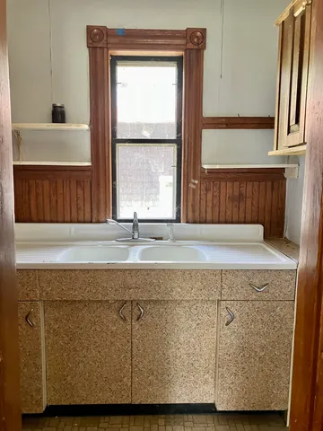 $165,000 | 77 Buffalo Street, Hardwick, VT 05843