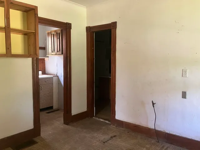 $165,000 | 77 Buffalo Street, Hardwick, VT 05843