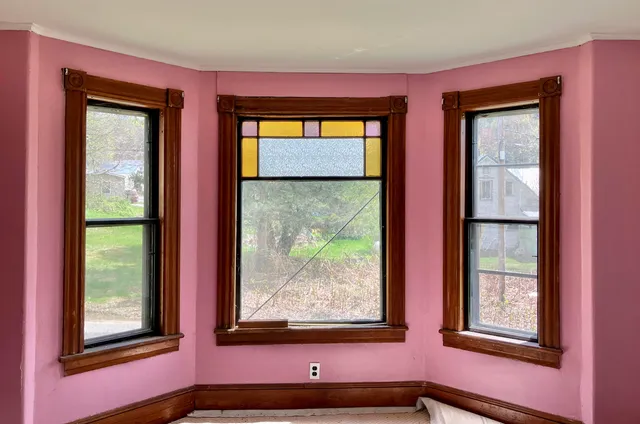 $165,000 | 77 Buffalo Street, Hardwick, VT 05843