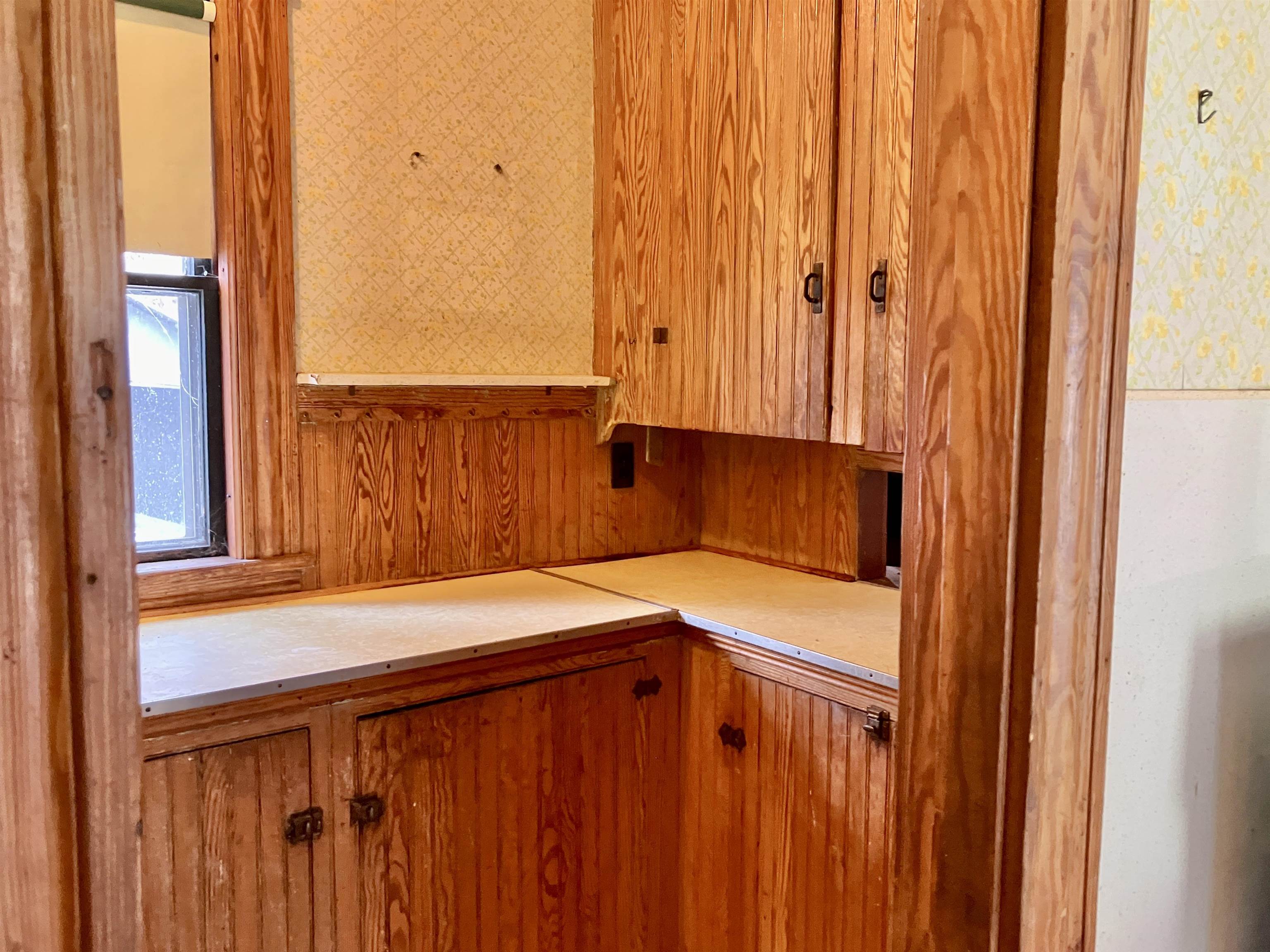 77 Buffalo Street Hardwick, VT 05843 - Photo 7 of 38