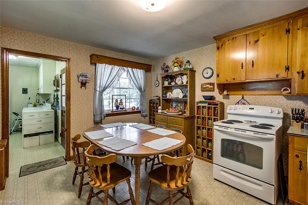 1206 Pepperidge Road Asheboro, NC 27205 - Photo 12 of 30 Gallery Image 12