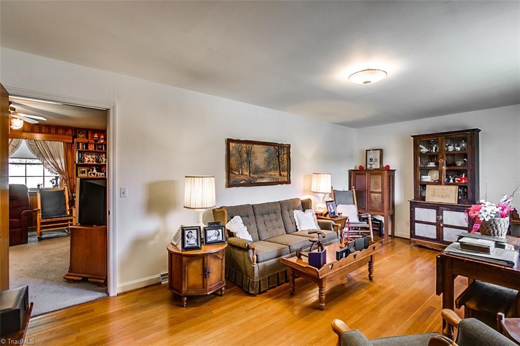 1206 Pepperidge Road Asheboro, NC 27205 - Photo 5 of 30 Gallery Image 5