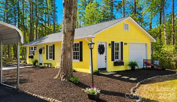 $1,850 | 2736 Miranda Road, Charlotte, NC 28216