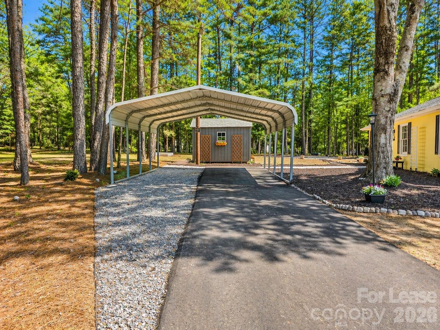 2736 Miranda Road Charlotte, NC 28216 - Photo 11 of 12