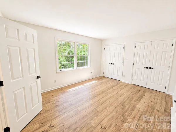 $1,850 | 2736 Miranda Road, Charlotte, NC 28216