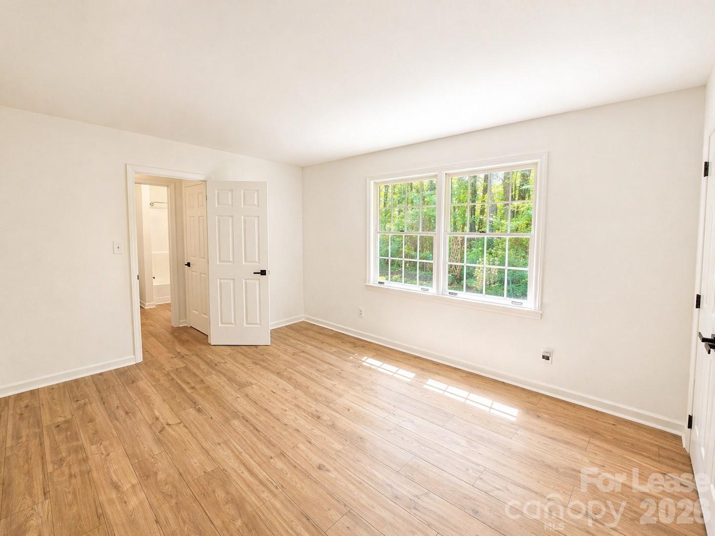 2736 Miranda Road Charlotte, NC 28216 - Photo 6 of 12