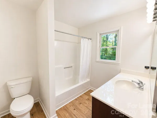 $1,850 | 2736 Miranda Road, Charlotte, NC 28216