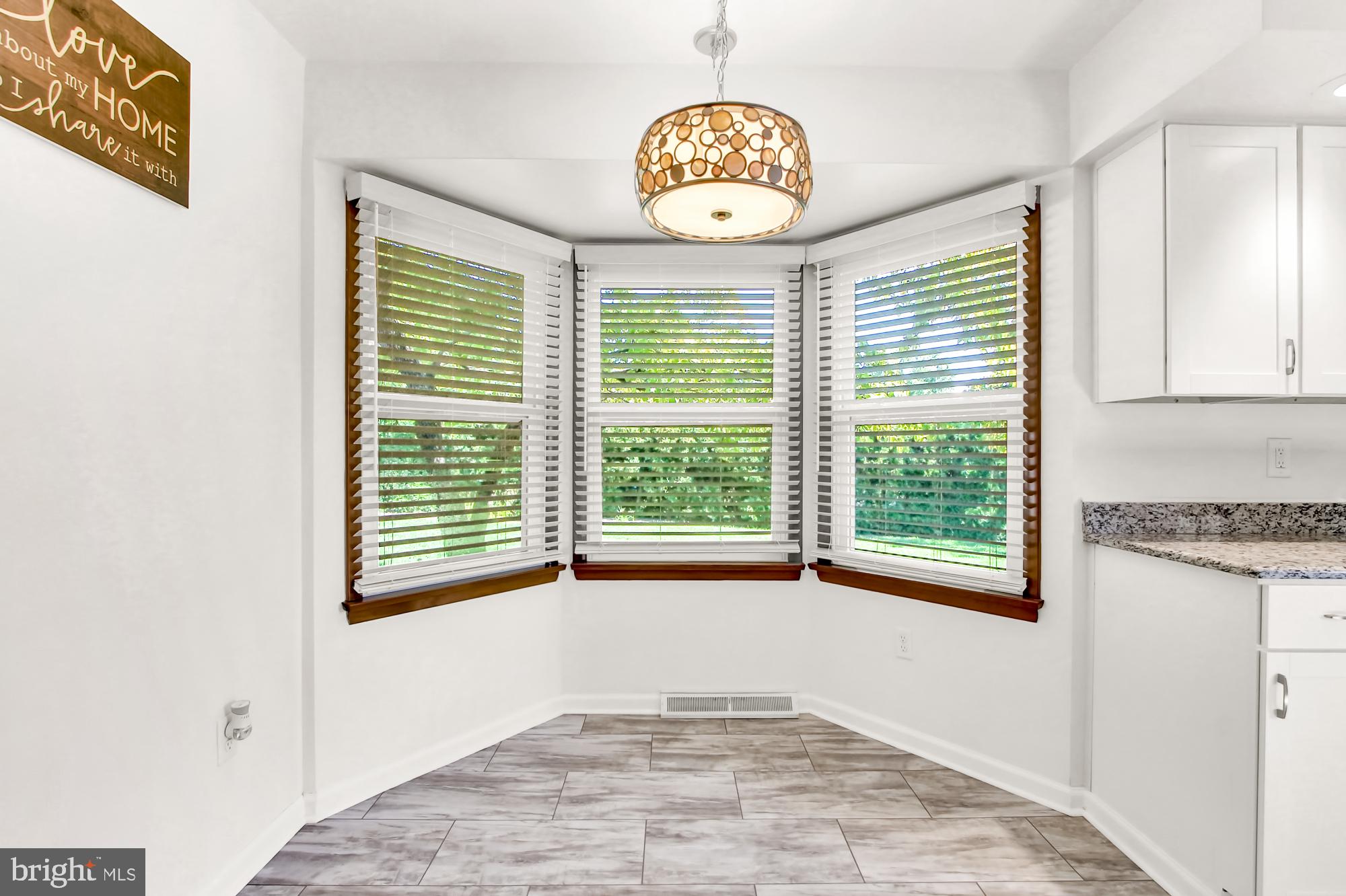 1945 Hampton Road York, PA 17408 - Photo 14 of 28 Gallery Image 14
