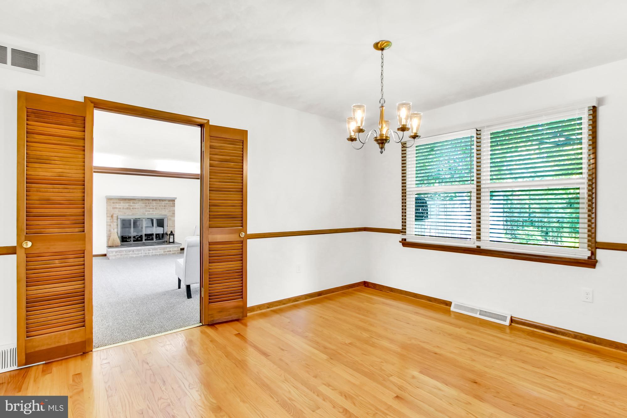 1945 Hampton Road York, PA 17408 - Photo 10 of 28 Gallery Image 10