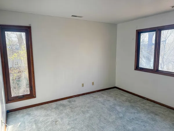 $265,900 | 1139 Lakeridge Road, Danville, IL 61832