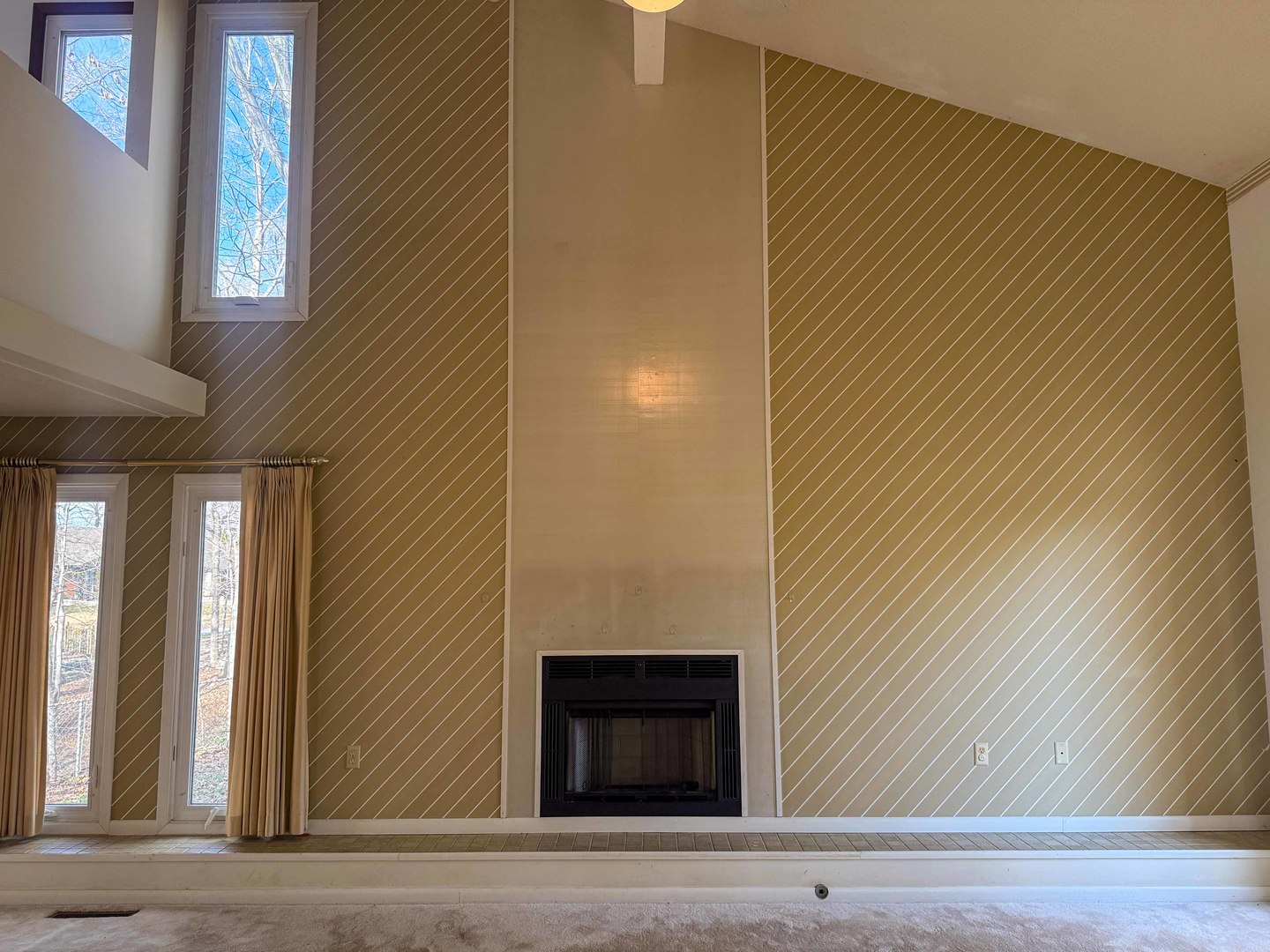 1139 Lakeridge Road Danville, IL 61832 - Photo 3 of 39