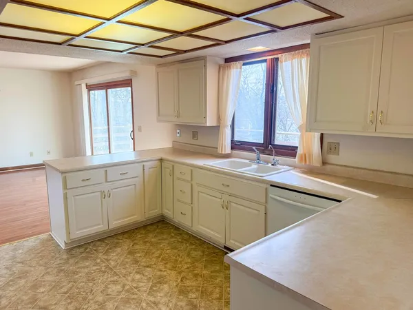 $265,900 | 1139 Lakeridge Road, Danville, IL 61832