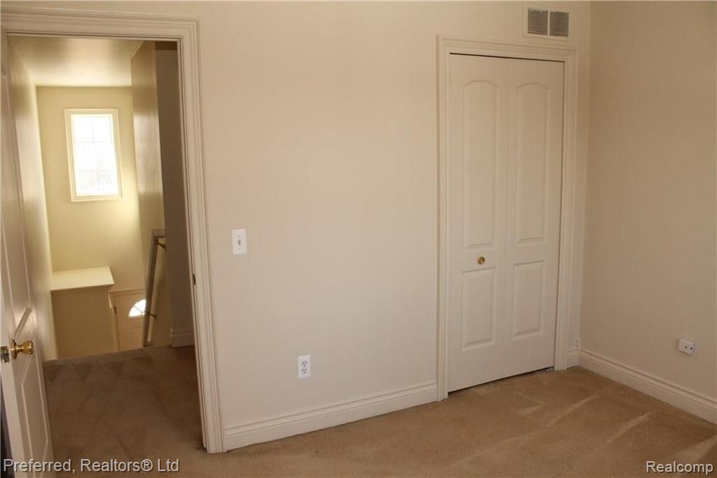 1264 North Lilley Road Canton, MI 48187 - Photo 26 of 34