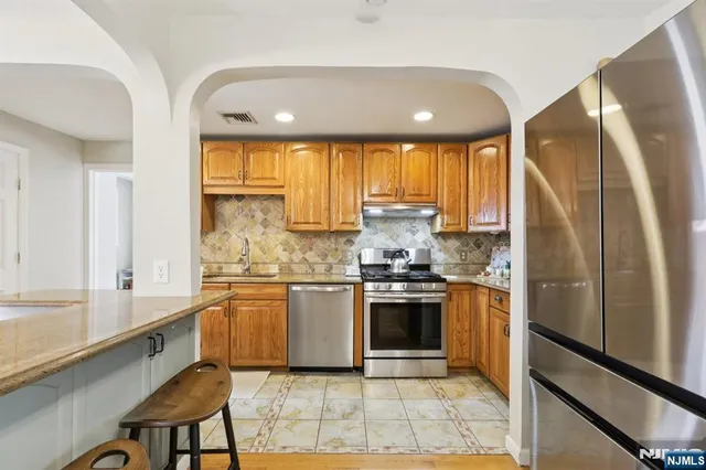 $699,000 | 21 Rowe Street, Bloomfield, NJ 07003