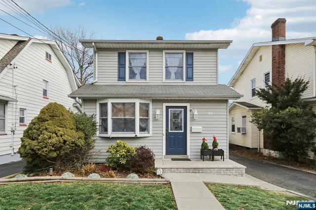 $699,000 | 21 Rowe Street, Bloomfield, NJ 07003