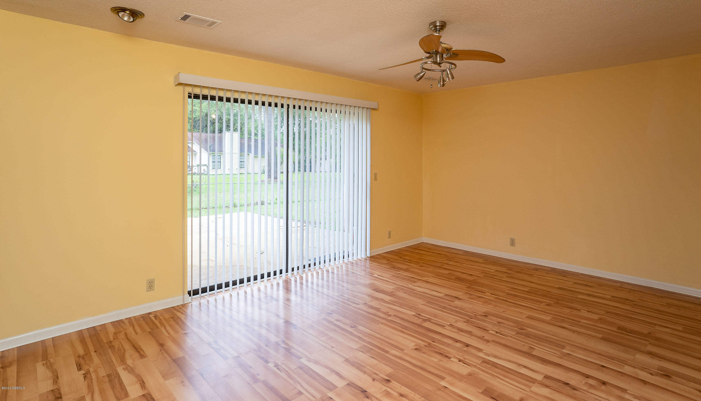3067 Ratel Circle Beaufort, SC 29902 - Photo 6 of 41 DSC03432-SMALL