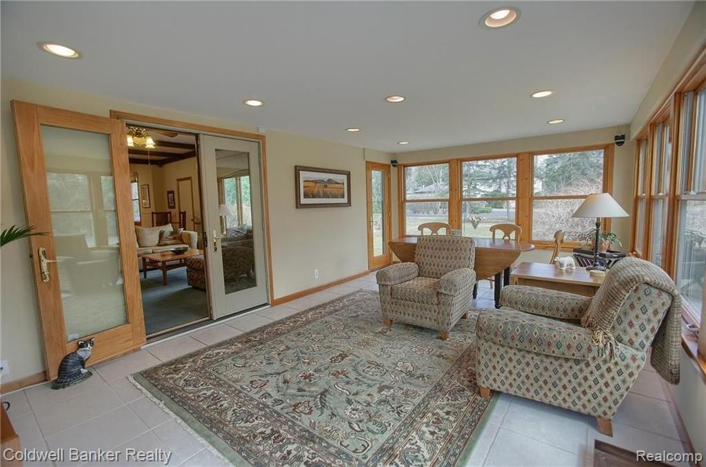 32320 Lahser Road Beverly Hills, MI 48025 - Photo 19 of 38