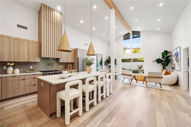 $1,955,000 | 17442 Coronado Lane, Huntington Beach, CA 92647