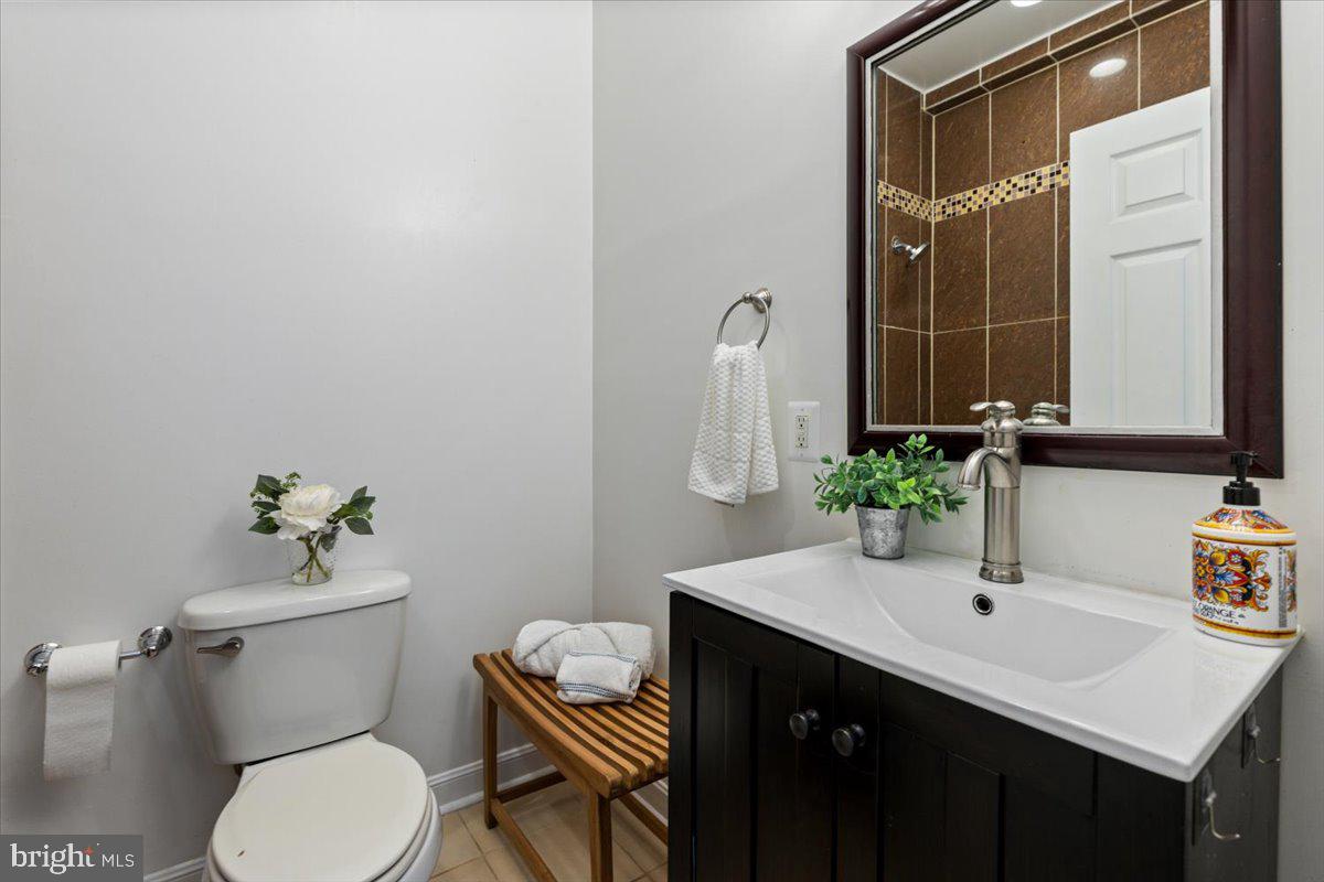 3350 17th Street Northwest, Unit T2 Washington, DC 20010 - Photo 19 of 31