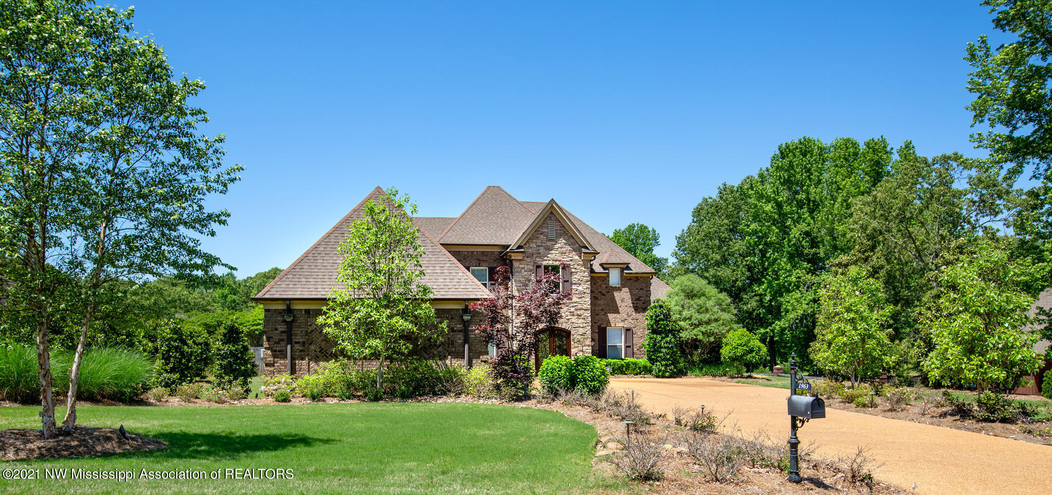 1963 Radley Road Nesbit, MS 38651 - Photo 5 of 53 06