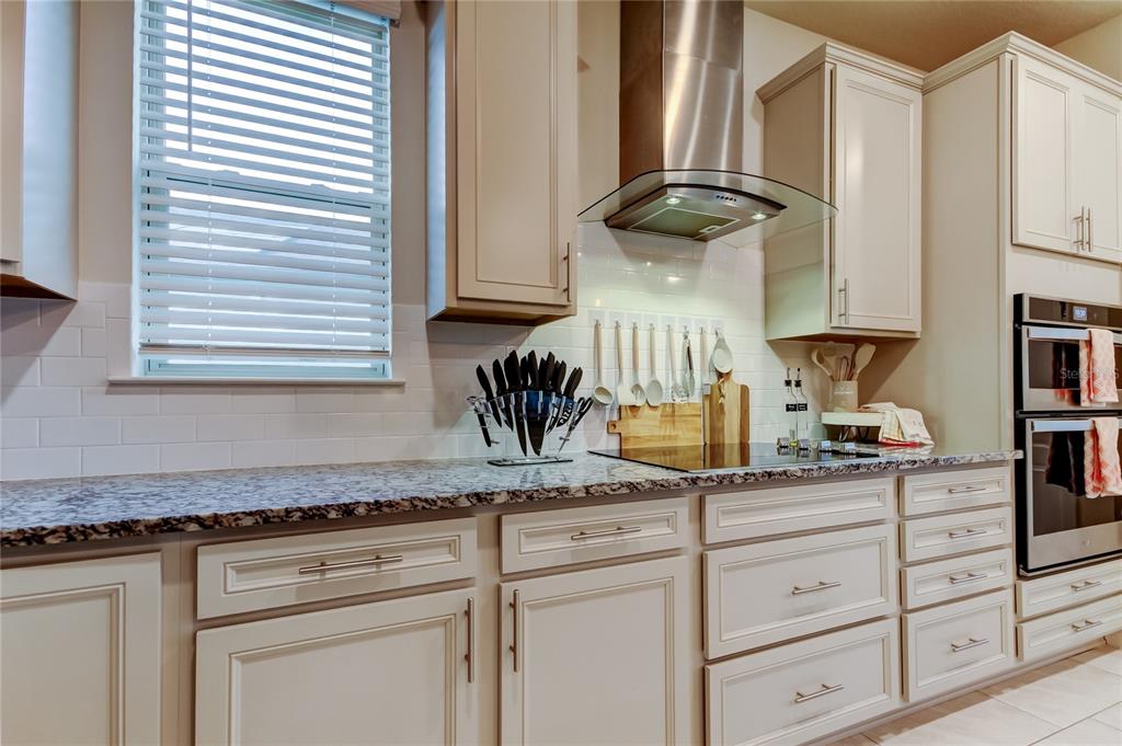 12704 Palapa Loop Spring Hill, FL 34610 - Photo 58 of 78 Kitchen