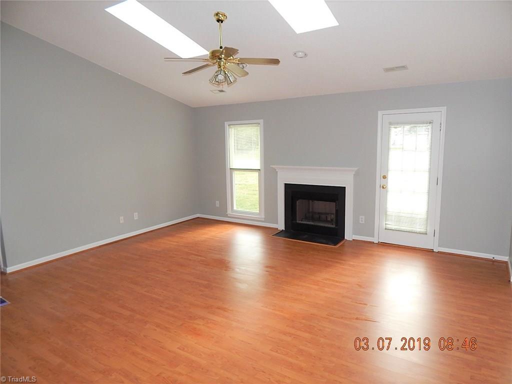 2717 Castle Croft Road Greensboro, NC 27407 - Photo 2 of 9 living room