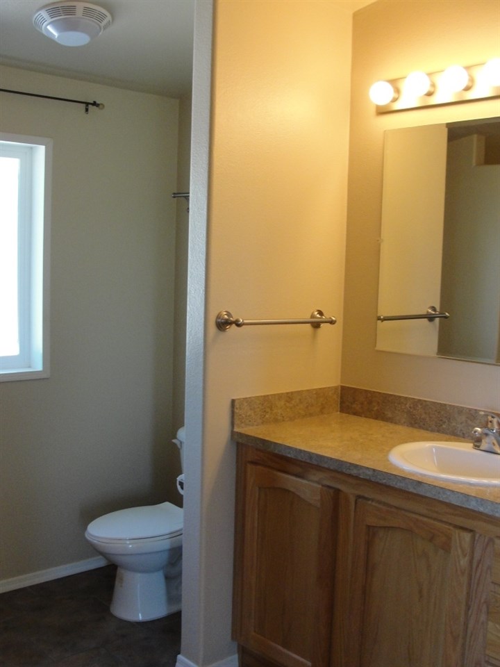 206 Meadowmere Road Deer Park, WA 99006 - Photo 10 of 20 Gallery Image 10