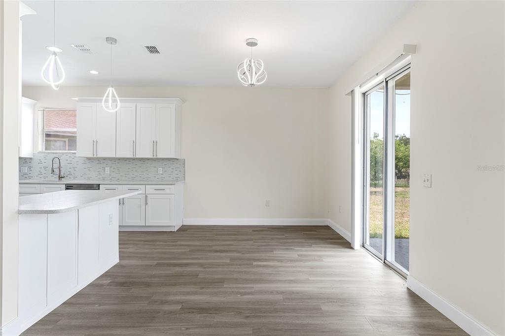 5424 Hammock View Lane Apollo Beach, FL 33572 - Photo 12 of 55