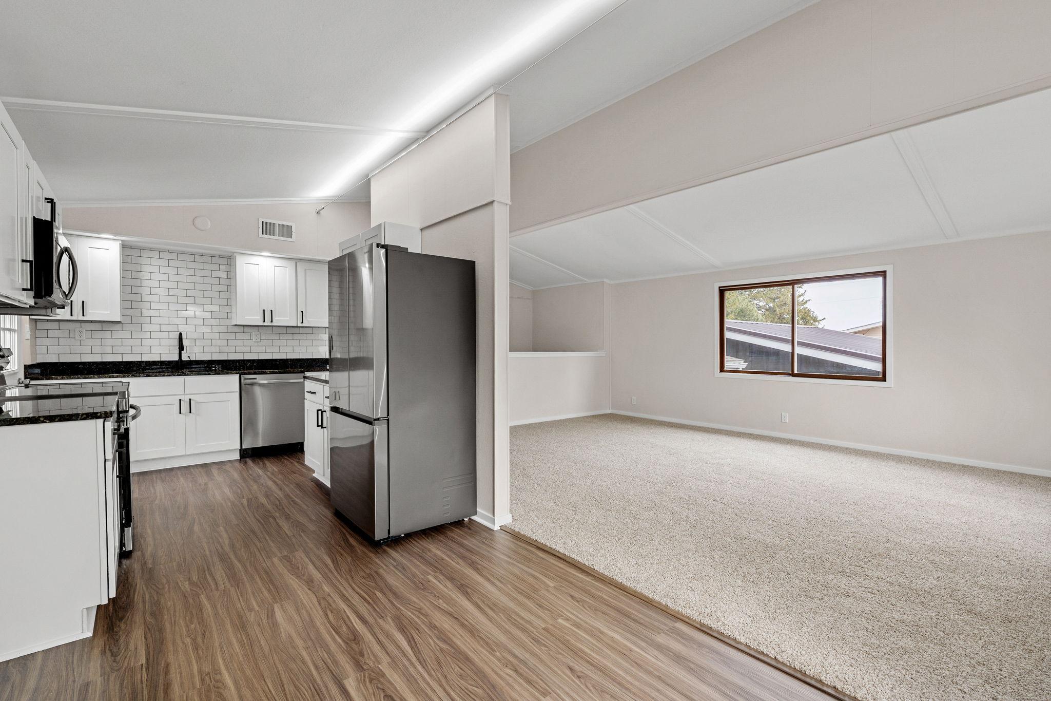 633 3rd Street Northeast Blooming Prairie, MN 55917 - Photo 18 of 47