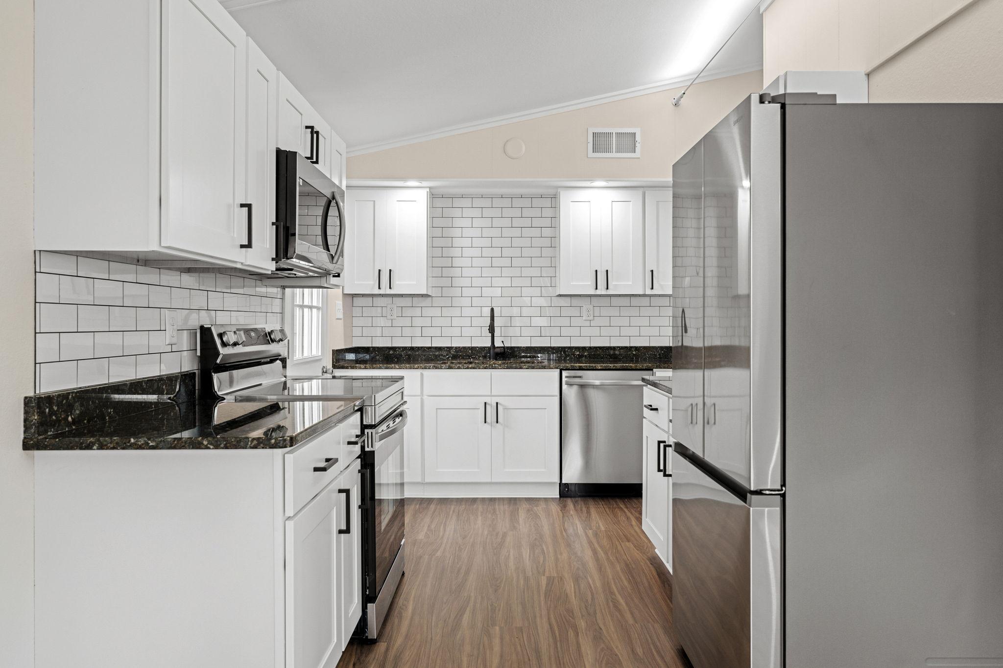 633 3rd Street Northeast Blooming Prairie, MN 55917 - Photo 19 of 47