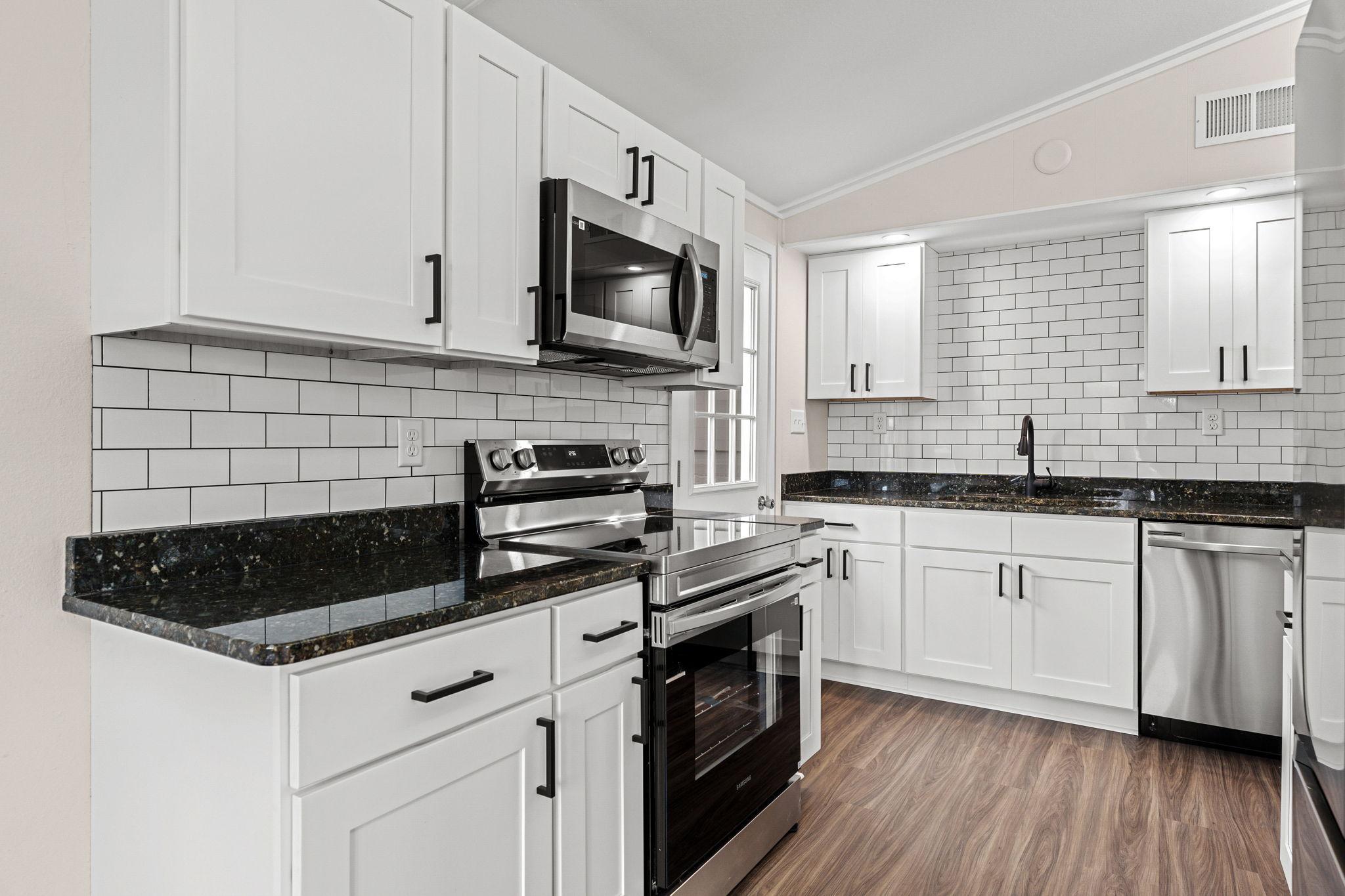 633 3rd Street Northeast Blooming Prairie, MN 55917 - Photo 20 of 47