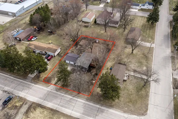 $299,900 | 633 3rd Street Northeast, Blooming Prairie, MN 55917