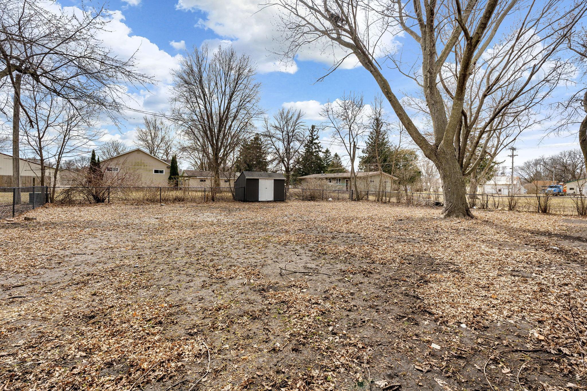 633 3rd Street Northeast Blooming Prairie, MN 55917 - Photo 5 of 47