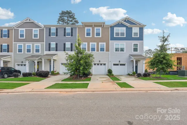$344,500 | 1134 Keydet Drive, Charlotte, NC 28216