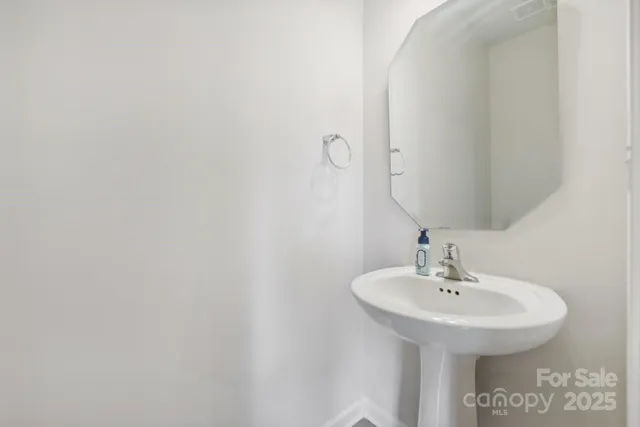 $344,500 | 1134 Keydet Drive, Charlotte, NC 28216