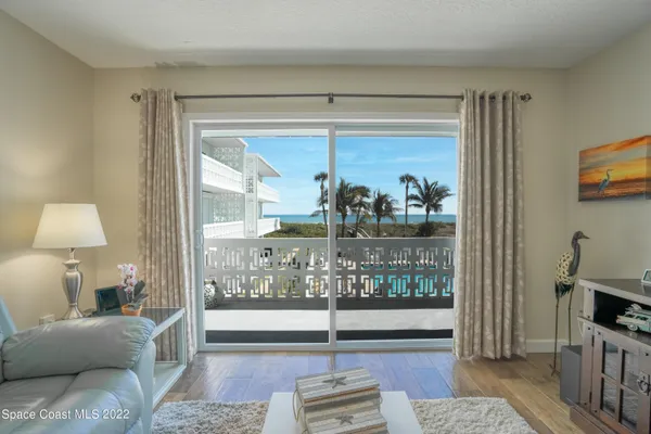 $2,900 | 4800 Ocean Beach Boulevard, Unit 215, Cocoa Beach, FL 32931
