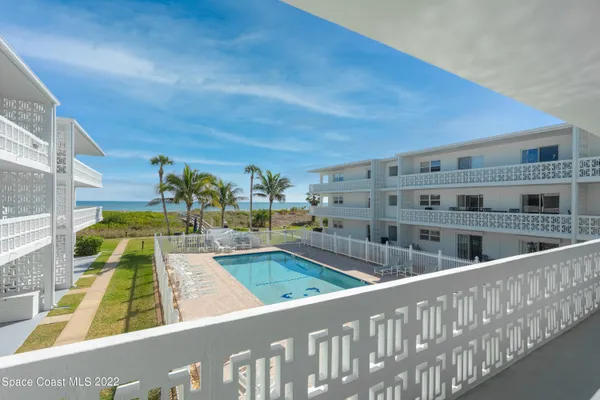 $2,900 | 4800 Ocean Beach Boulevard, Unit 215, Cocoa Beach, FL 32931