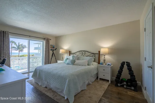 $2,900 | 4800 Ocean Beach Boulevard, Unit 215, Cocoa Beach, FL 32931