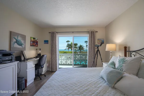 $2,900 | 4800 Ocean Beach Boulevard, Unit 215, Cocoa Beach, FL 32931