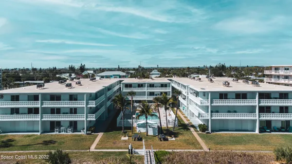 $2,900 | 4800 Ocean Beach Boulevard, Unit 215, Cocoa Beach, FL 32931